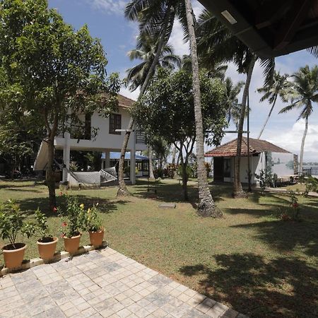 Kallanchery Retreat Kochi 外观 照片