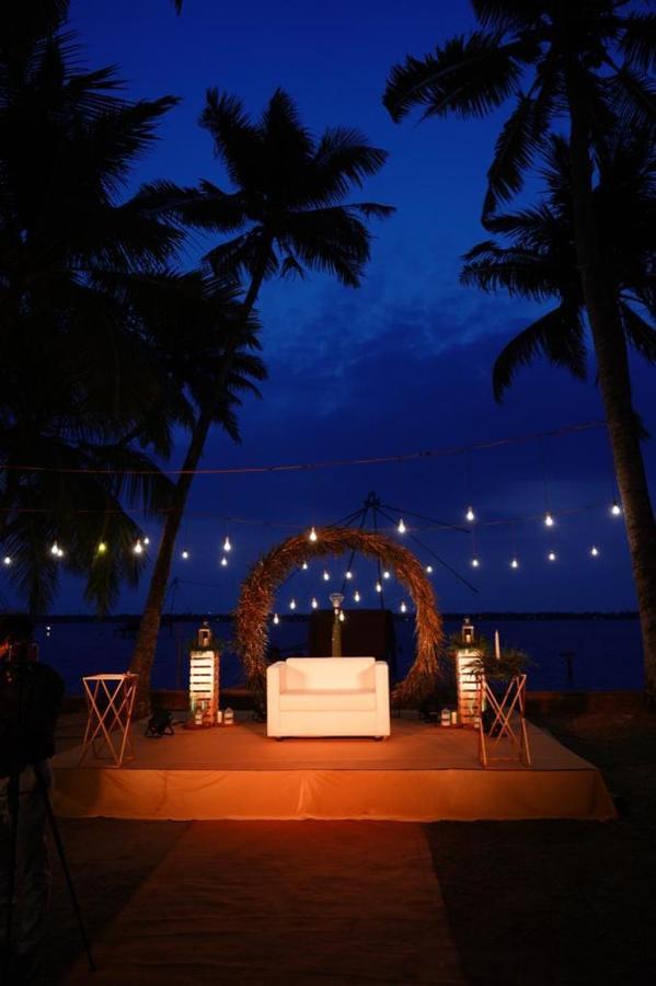 Kallanchery Retreat Kochi 外观 照片