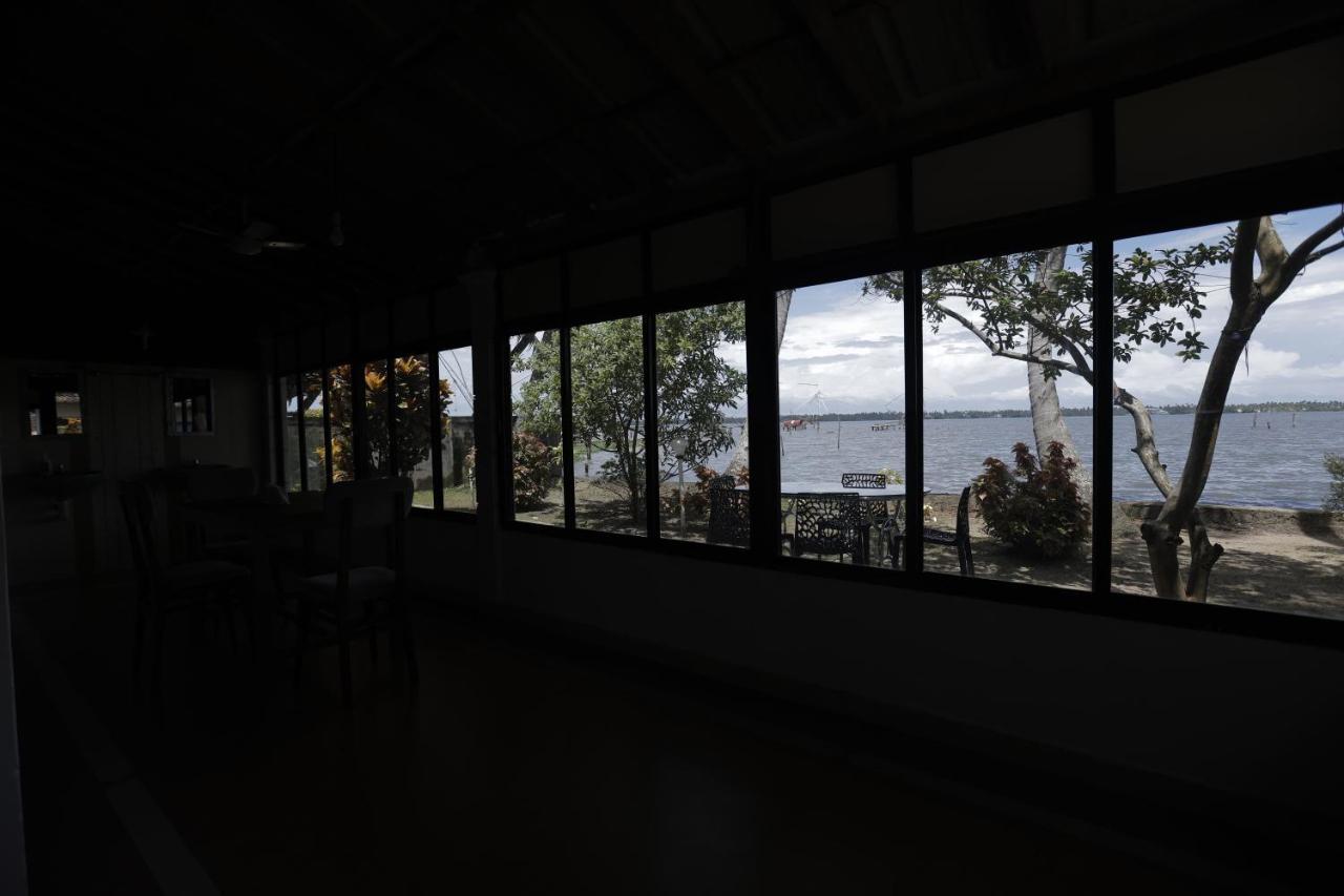 Kallanchery Retreat Kochi 外观 照片